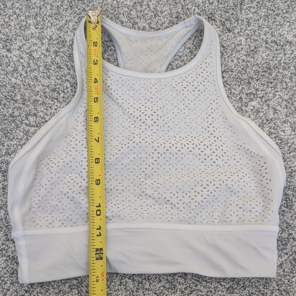 Lululemon Athletica Light Gray Sports Bra - Picture 4 of 5